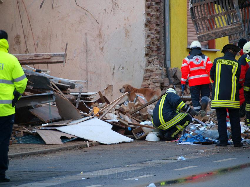 Hausexplosion Bruehl bei Koeln Pingsdorferstr P373.JPG